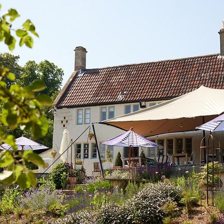 Отель The Wheatsheaf Combe Hay Wellow  Экстерьер фото